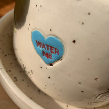 Cargar imagen en el visor de la galería, Medio Macetón Love Candy <3