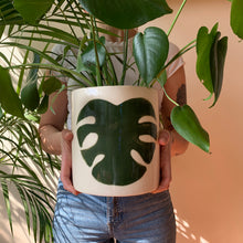 Cargar imagen en el visor de la galería, Macetones Ilustrados