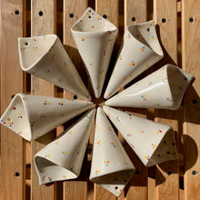 Cargar imagen en el visor de la galería, Barquillo