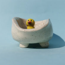 Cargar imagen en el visor de la galería, Salero patito de hule