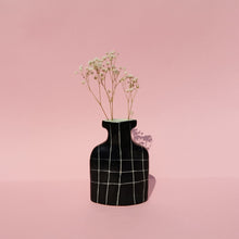 Cargar imagen en el visor de la galería, Florero Anforita