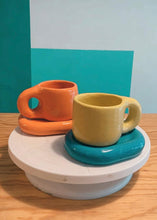 Cargar imagen en el visor de la galería, Set de taza y plato Chunkie
