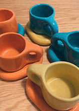 Cargar imagen en el visor de la galería, Set de taza y plato Chunkie
